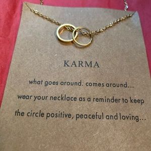 💚3 items for 15 Dainty karma necklace ✨💚